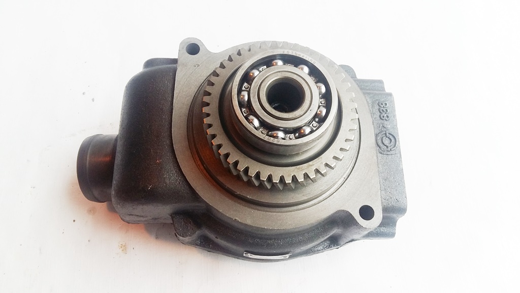 Насос водяной 2W8001/SD16
